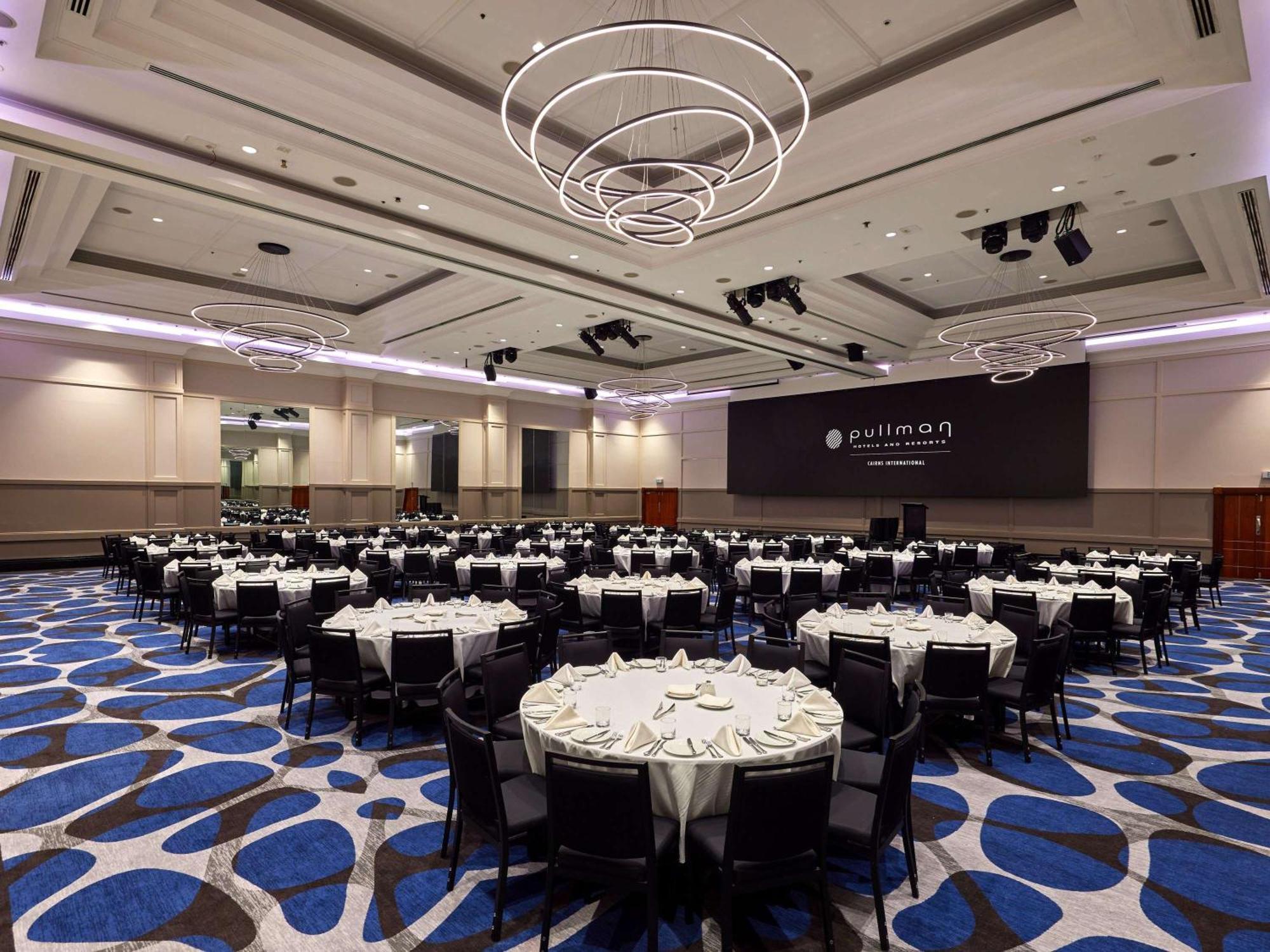 Hotel Pullman Cairns International Esterno foto Ballroom
